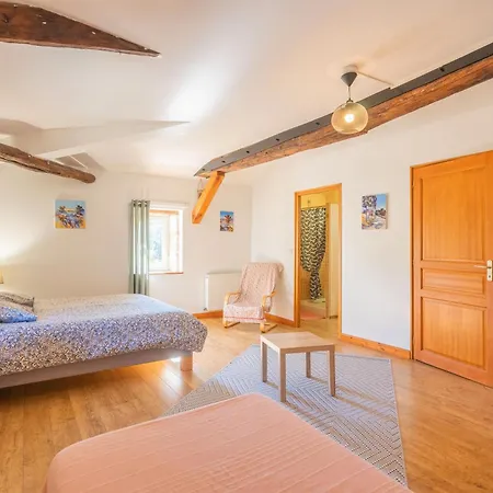 Les Violettes De Malleville Couette-café Saint-Romain-de-Benet